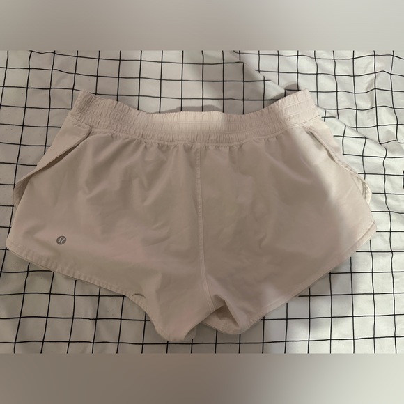 Lululemon White 2.5" Shorts - Picture 2 of 3